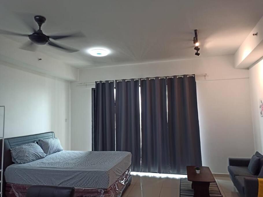 Relax Homestay - The Comfort Just For You シャー・アラム エクステリア 写真
